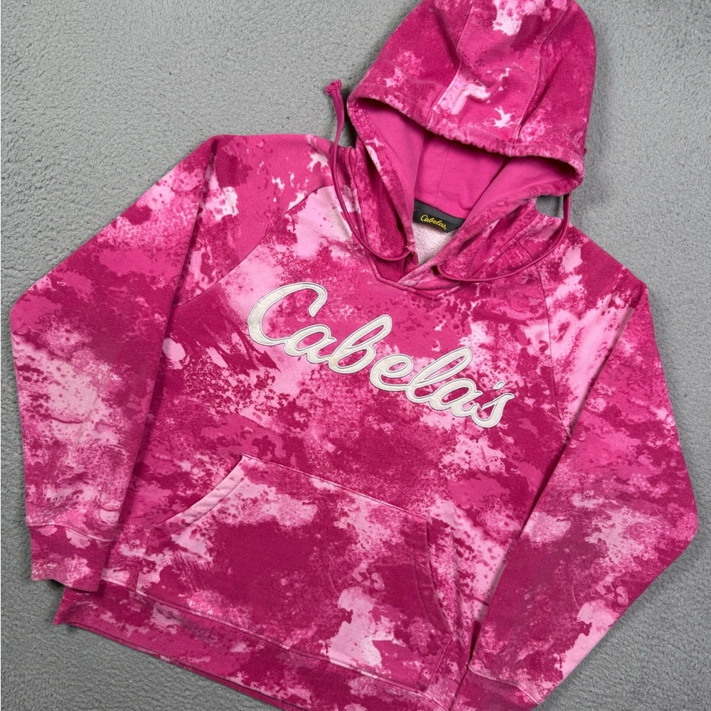 Cabela’s pink‎ sweatshirt